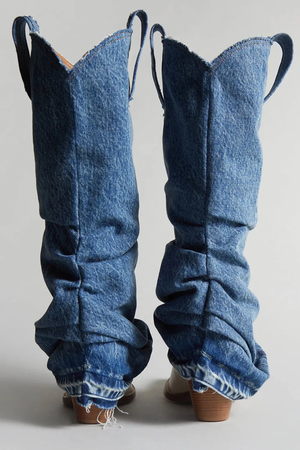 MID COWBOY BOOT WITH DENIM SLEEVE IN BLUE AND WHITE