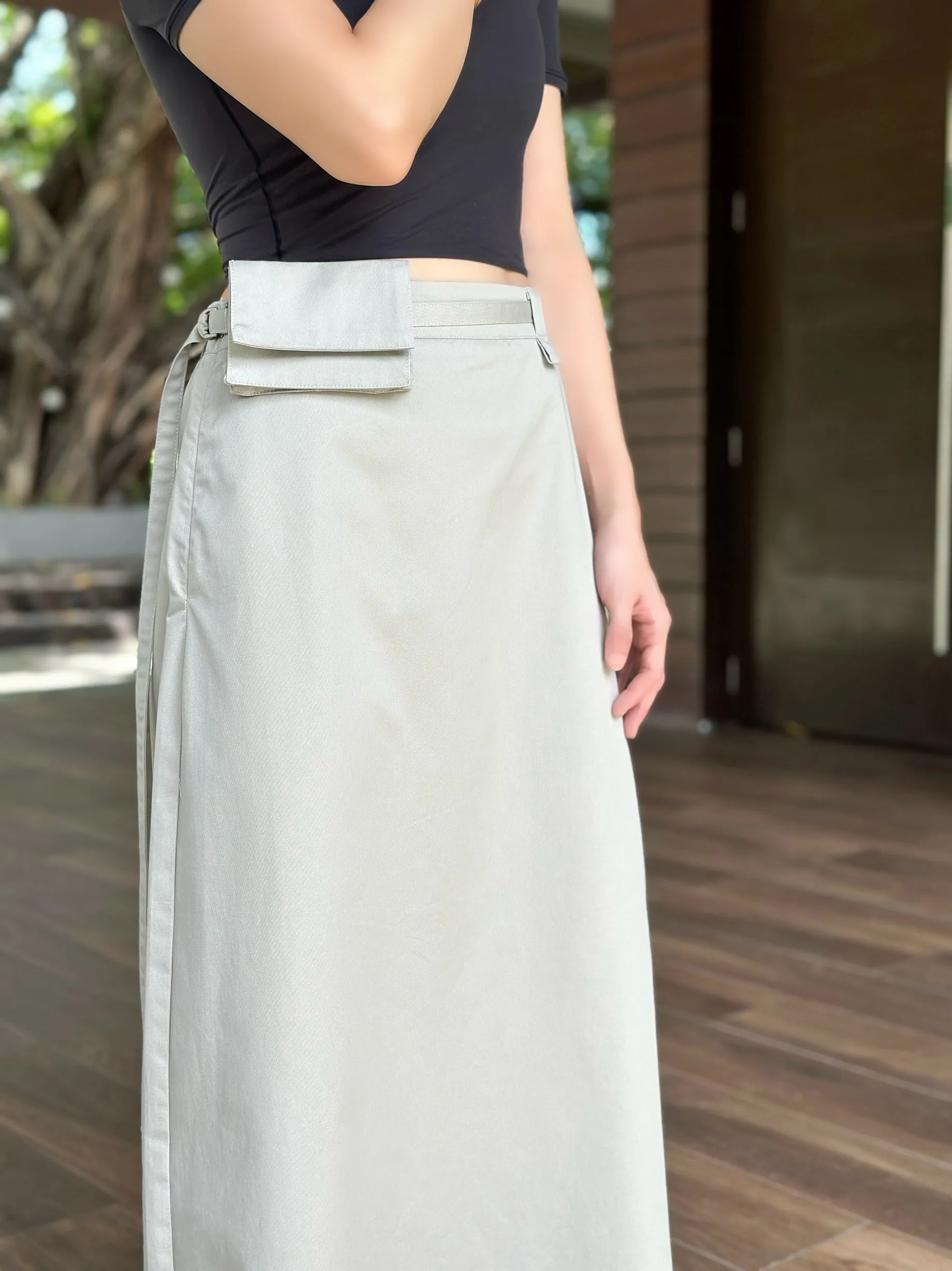 Nova Skirt w/ Belt Bag in Grey