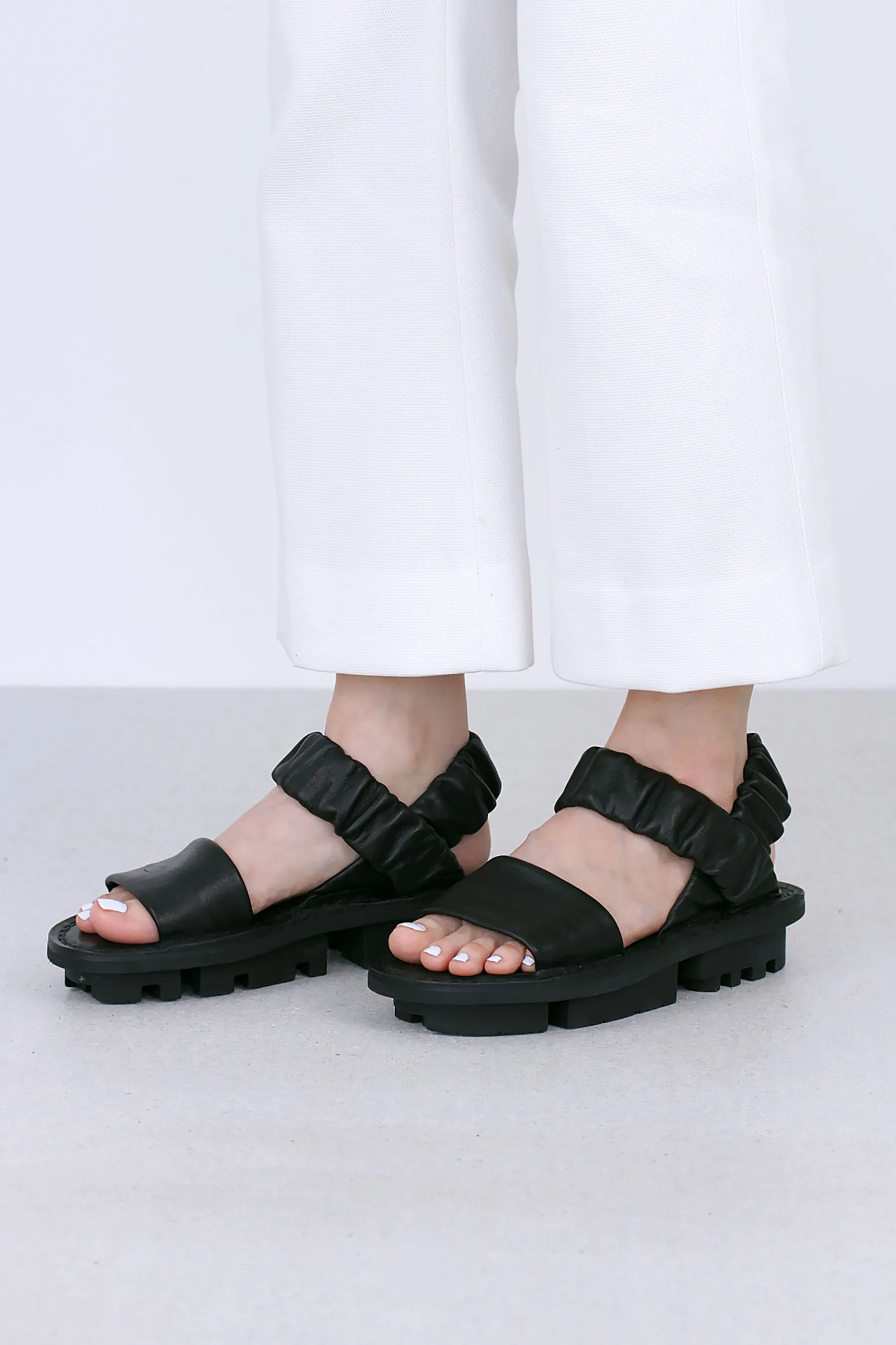 Optimized Title: Trippen Synchron Black Sandal - Stylish and Comfortable Footwear for All-Day Wear