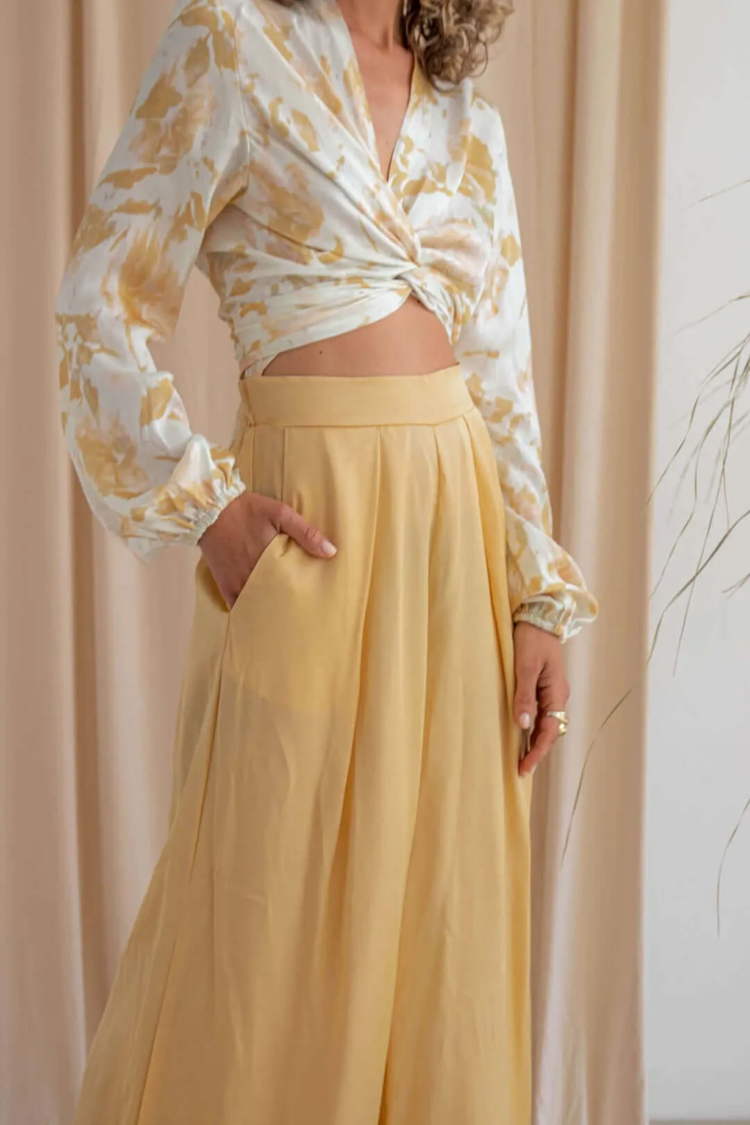 WIDE TROUSERS | VANILLA GOLD